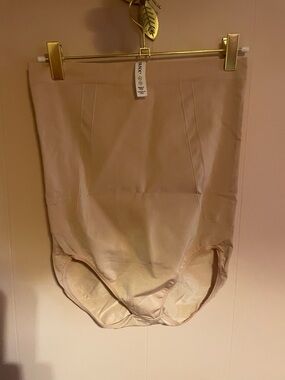 SPANX Nude High-Waist Shaping Briefs